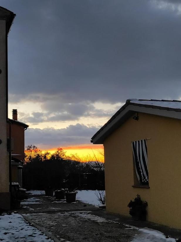 Casa Vacanze Angelica Ostra Vetere Kültér fotó