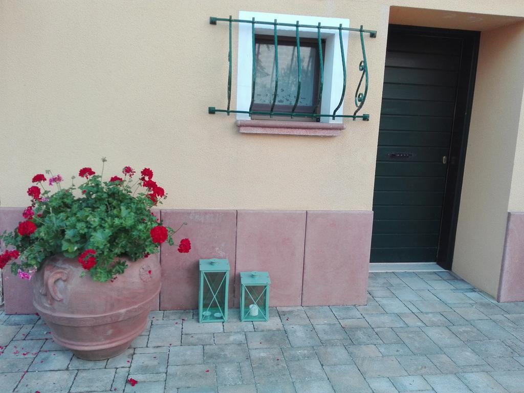 Casa Vacanze Angelica Ostra Vetere Kültér fotó